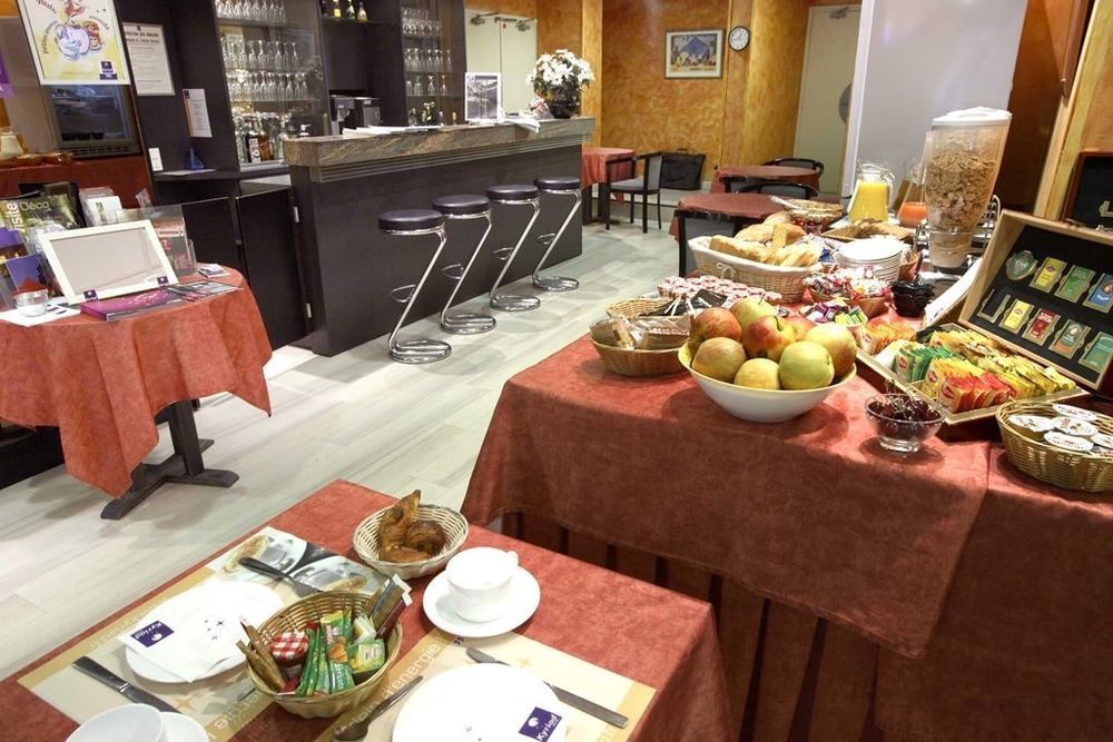 Hotel Des Reignaux Lille Restaurace fotografie